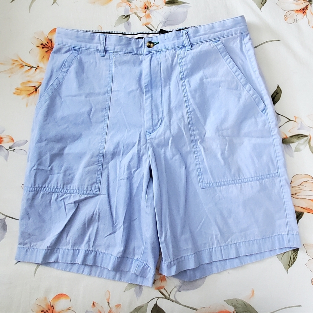 TOMMY HILFIGER baby blue cargo shorts Size 34 100% Cotton